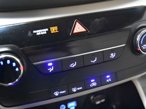 Used 2018 Hyundai Tucson SE image 30