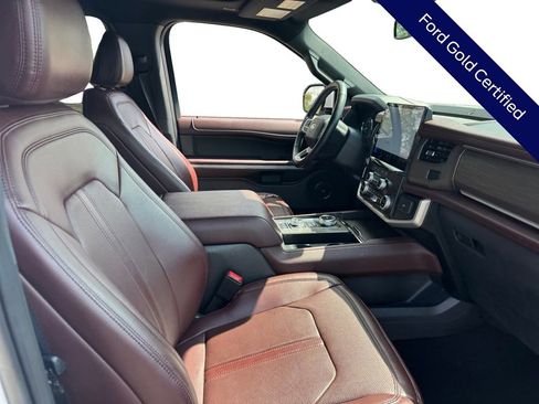 Used 2024 Ford Expedition Limited AWD/4WD image 20