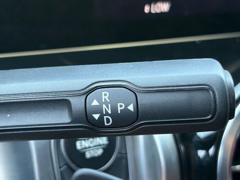 Used 2022 Mercedes-Benz GLB 250 image 19