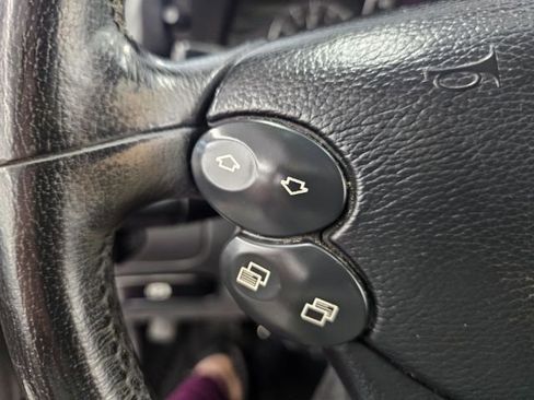 Used 2005 Mercedes-Benz CLK 500 2dr Cabriolet 5.0L image 14