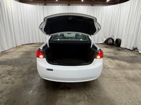 Used 2019 Chevrolet Impala LS FWD image 14