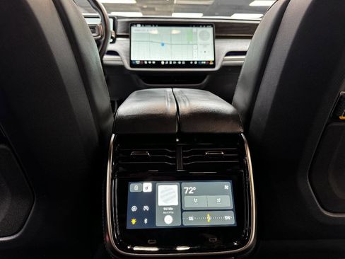 Used 2022 Rivian R1T Launch Edition image 37