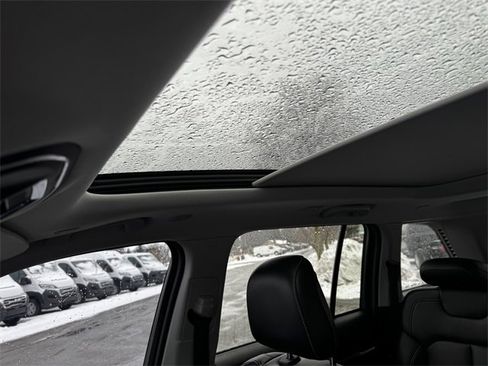 Used 2023 Jeep Grand Cherokee 4WD 4xe image 38