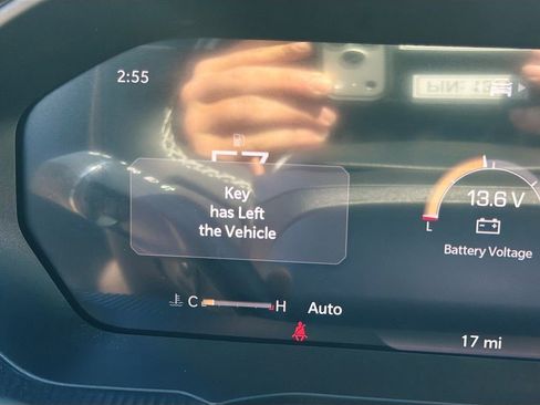 New 2026 Jeep Cherokee Overland AWD/4WD image 39