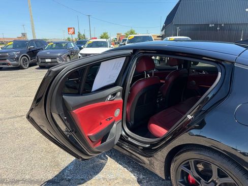 Used 2019 Kia Stinger GT2 AWD/4WD image 34
