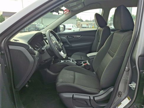 Used 2019 Nissan Rogue S AWD/4WD image 13