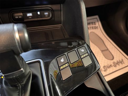 Used 2023 Kia Sportage EX image 30