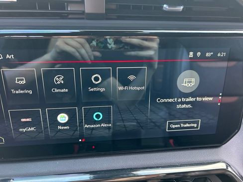 Used 2022 GMC Sierra 1500 AT4 w/ AT4 Premium Package AWD/4WD image 36