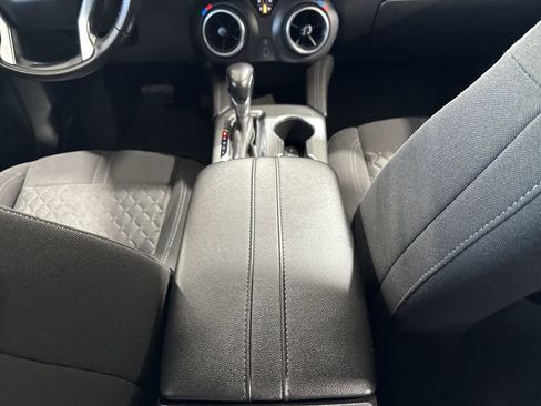 Used 2020 Chevrolet Blazer LT image 21