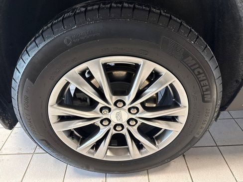 Used 2023 Cadillac XT5 Premium Luxury image 10