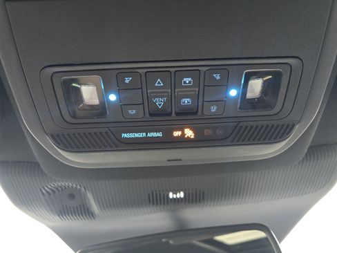 Certified 2025 Ford Explorer Platinum w/ LUX Leather Package image 37