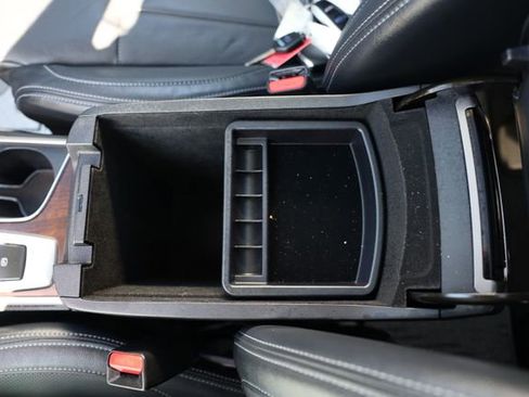 Certified 2022 Subaru Ascent Touring image 54