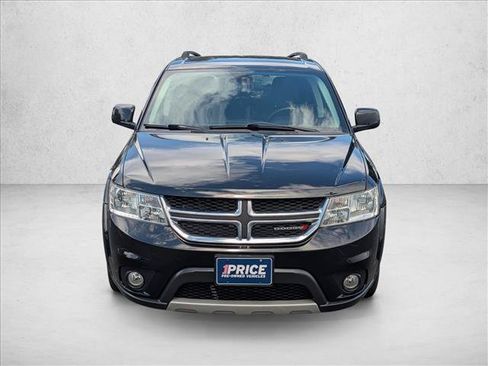 Used 2018 Dodge Journey SXT FWD image 2