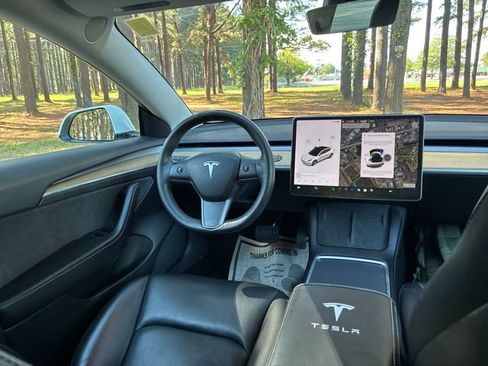 Used 2022 Tesla Model 3 Long Range AWD/4WD image 21