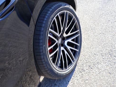 New 2026 Porsche Macan S image 37