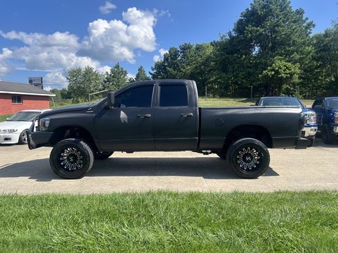 Used 2009 Dodge Ram 2500 Truck ST w/ Trailer Tow Group AWD/4WD image 5