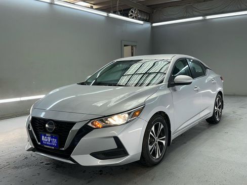 Used 2021 Nissan Sentra SV FWD image 3