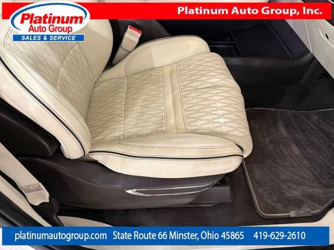 Used 2020 Lincoln Navigator Black Label w/ Cargo Convenience Package AWD/4WD image 45