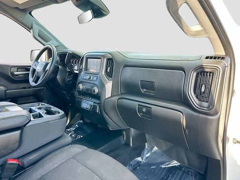 Used 2024 GMC Sierra 1500 Pro w/ Pro Value Package image 24