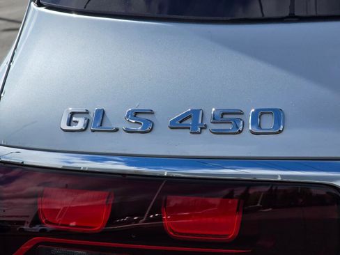 New 2026 Mercedes-Benz GLS 450 4MATIC image 34