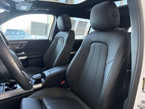 Certified 2023 Mercedes-Benz GLB 250 4MATIC image 10