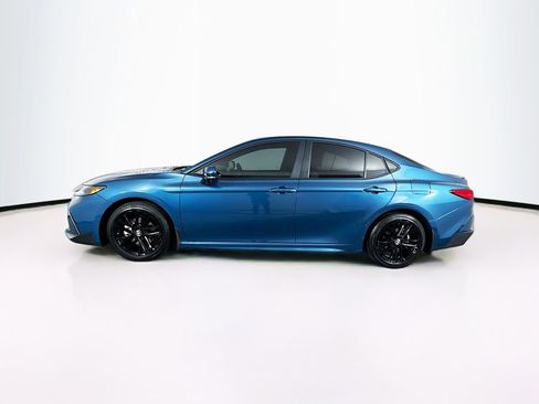 Used 2026 Toyota Camry SE w/ Convenience Package image 6