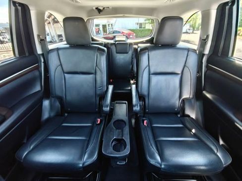 Used 2015 Toyota Highlander Limited AWD/4WD image 27