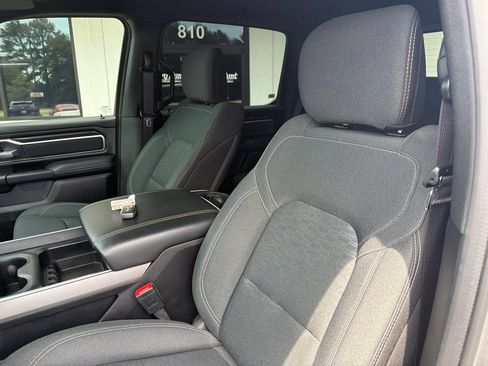 Used 2025 RAM 1500 Big Horn AWD/4WD image 3