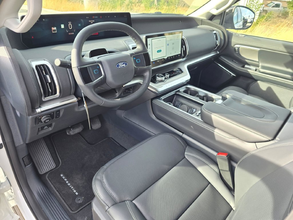 New 2027 Ford Expedition Max Platinum w/ Driver's Package AWD/4WD image 2