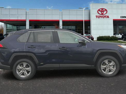 New 2025 Toyota RAV4 XLE w/ Convenience Package image 4
