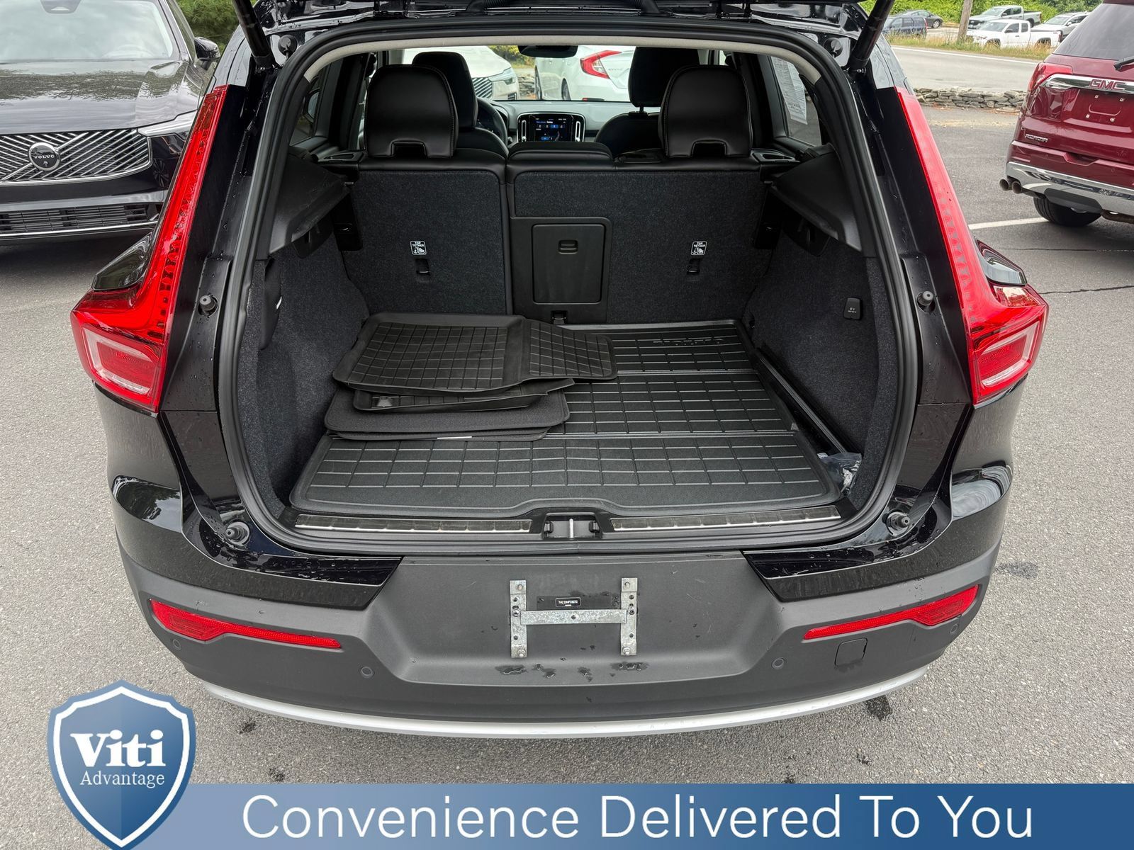 Certified 2023 Volvo XC40 B5 Ultimate w/ Protection Package Premier AWD/4WD image 24