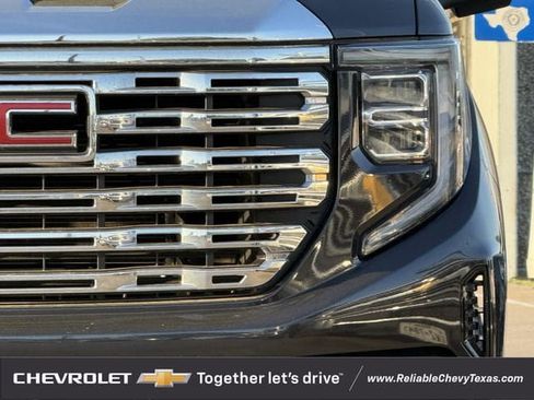 Used 2022 GMC Sierra 1500 Denali AWD/4WD image 4