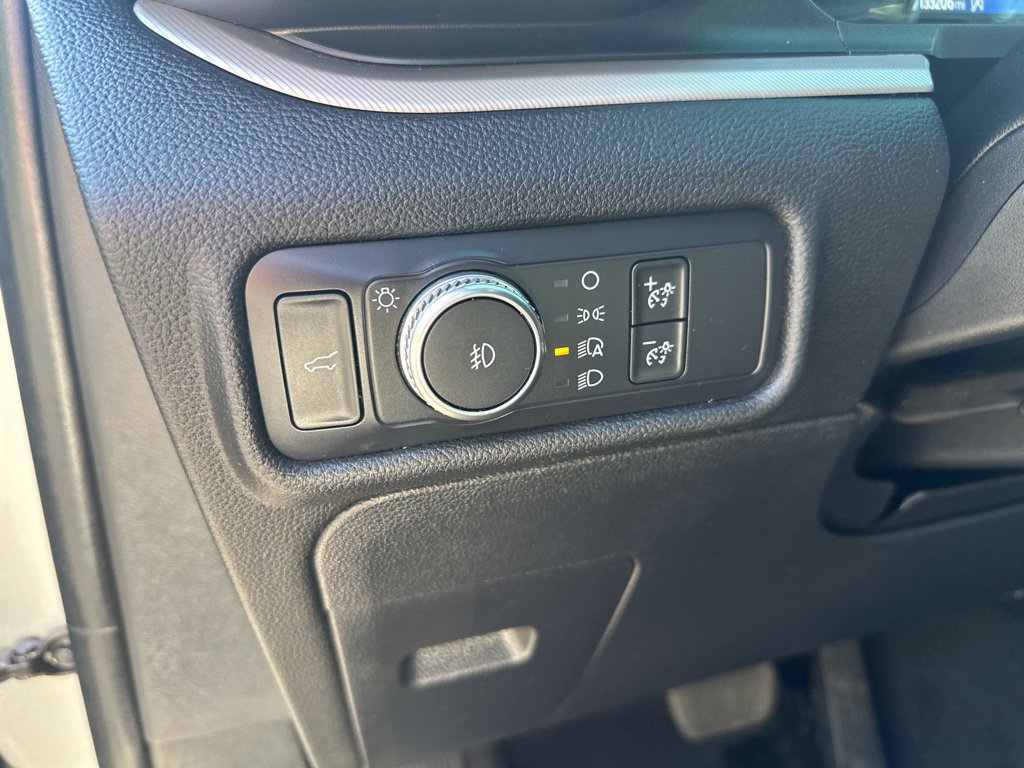 Used 2020 Ford Explorer XLT w/ Equipment Group 202A RWD image 17