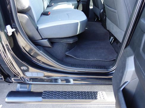 Used 2022 RAM 1500 Express w/ Wheel & Sound Group image 27