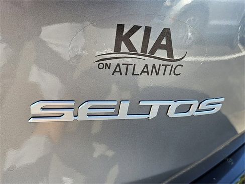 New 2026 Kia Seltos S image 9