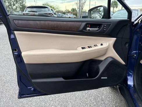 Used 2016 Subaru Outback 3.6R Limited image 21