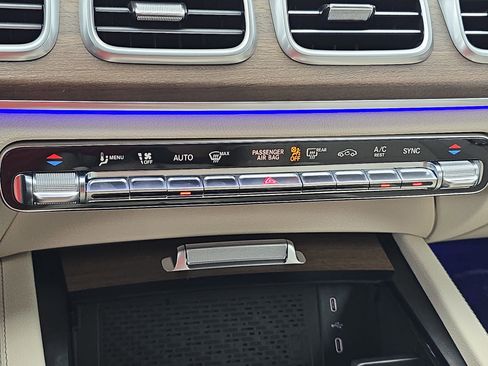 New 2026 Mercedes-Benz GLS 450 4MATIC image 25