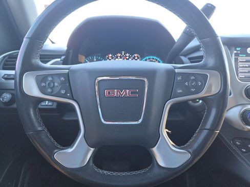 Used 2020 GMC Yukon XL SLT w/ Graphite Performance Edition image 33