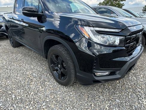Used 2025 Honda Ridgeline Black Edition image 7