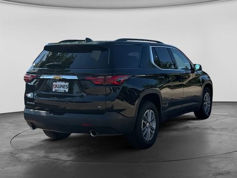 Used 2023 Chevrolet Traverse LT FWD image 10
