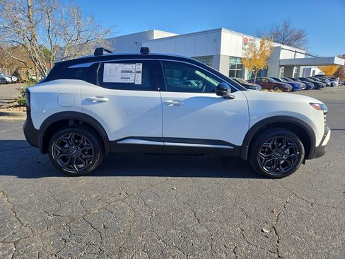 New 2026 Nissan Kicks SR w/ SR Premium Package image 6