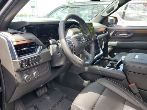 New 2026 GMC Yukon Denali w/ Sun & Power Step Package AWD/4WD image 20