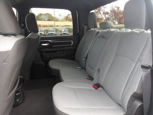 Used 2024 RAM 2500 Big Horn image 18