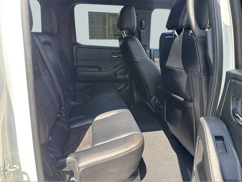 Used 2025 Nissan Frontier Pro-X w/ Pro Premium Package RWD image 35