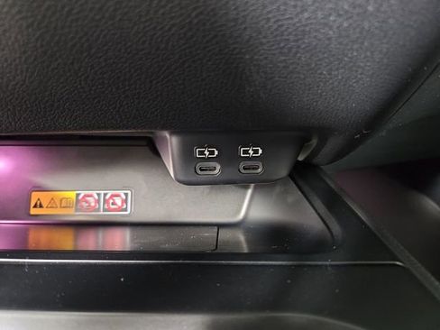New 2026 Lexus UX 300h AWD image 25