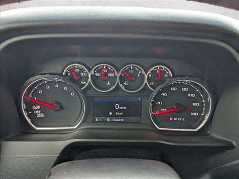 Used 2022 Chevrolet Silverado 1500 Custom w/ Rally Edition RWD image 9