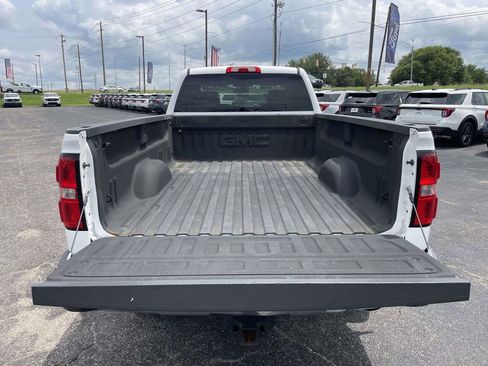 Used 2015 GMC Sierra 2500 2WD Double Cab w/ Sierra Convenience Package image 10