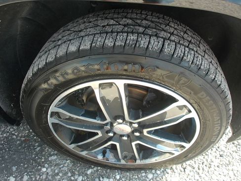 Used 2019 GMC Acadia Denali w/ Technology Package FWD image 54