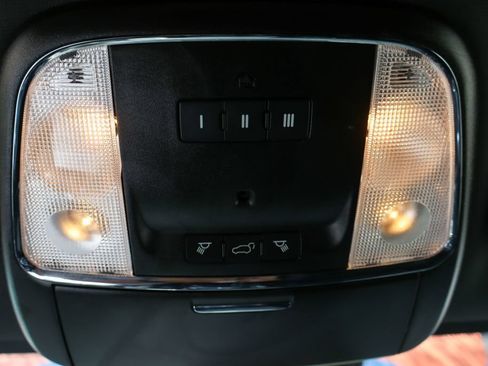 Used 2021 Jeep Grand Cherokee Laredo X RWD image 28