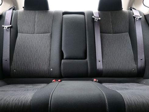 Used 2015 Nissan Sentra SV w/ Style Package image 15